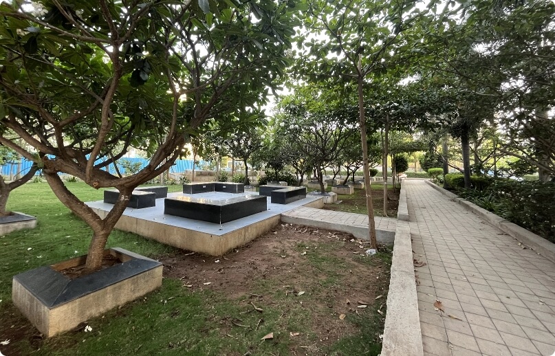 Plantation With Sit-outs